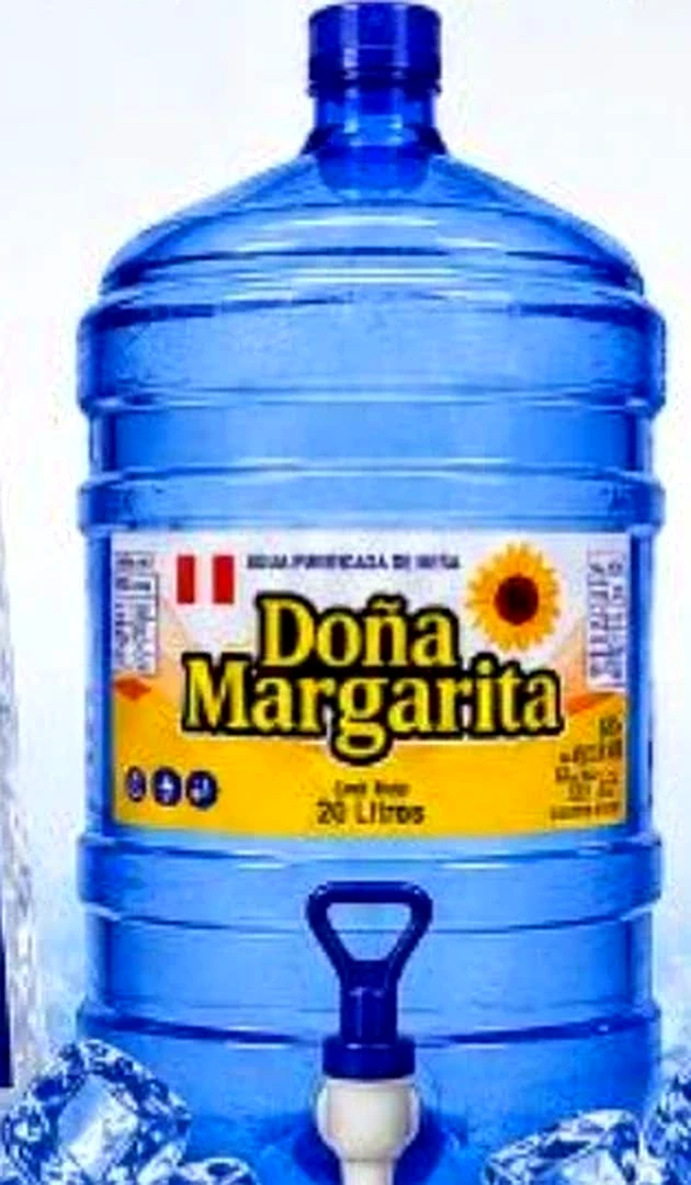 Bidón de agua Doña Margarita de 20 litros con caño